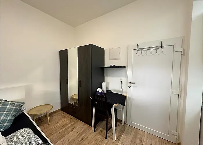 Easy Διαμέρισμα Κόμπλεντς